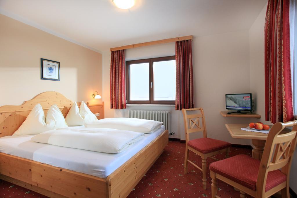 Fruehstueckspension Samerhof Westendorf Camera foto